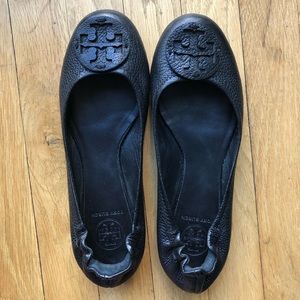 Tory Burch black leather flats